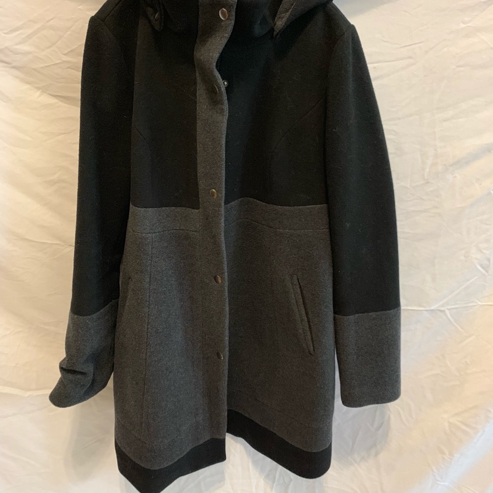 Wool maternity jacket